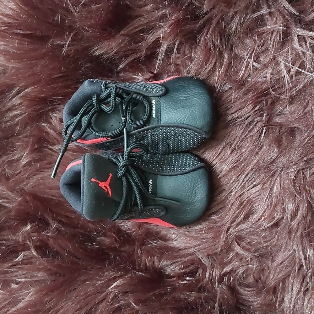 Jordans: Infant unisex, size 3c, black & red sneakers
